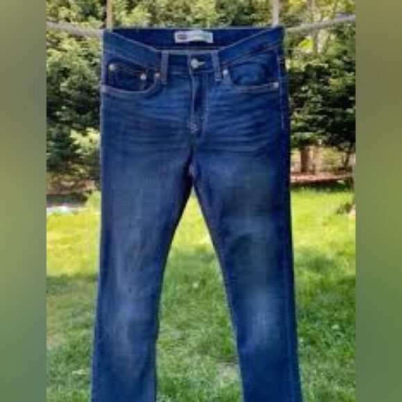 50. Levi’s Perfectly Slimming 512 Straight Leg Jeans Size 12 - Picture 2 of 2